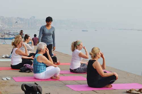 YOGA ON GHAT